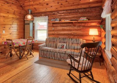 The Partridge 2 Bedroom Cabin at Jackson's Lodge